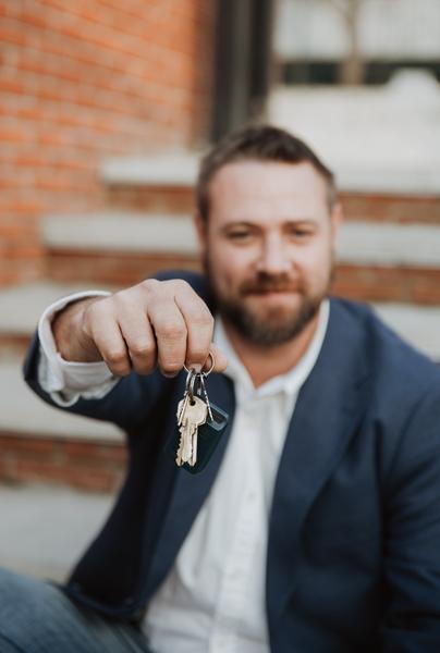 Ridus Erasmus, estate agent