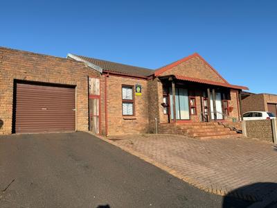 House For Sale in Bayview, Chatsworth