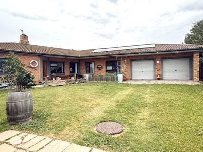 House For Sale in Hopefield, Hopefield