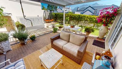 House For Sale in Kingswood Golf Estate, George