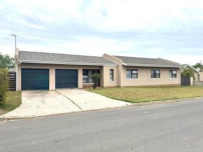 House For Sale in Hopefield, Hopefield