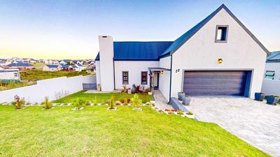 House For Sale in Blue Mountain Village, George