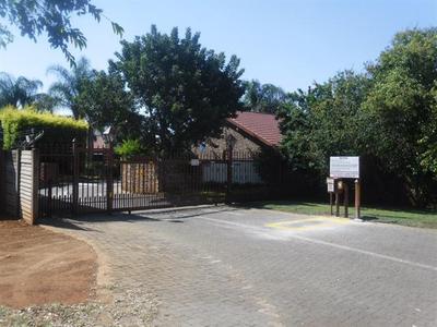 Townhouse For Sale in Doornpoort, Pretoria
