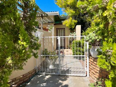 Apartment / Flat For Sale in Hopefield, Hopefield