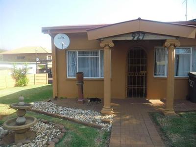 House For Sale in Wonderboom South, Pretoria