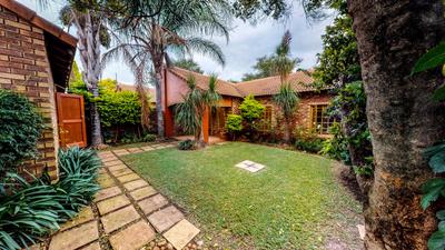 Townhouse For Sale in Equestria, Pretoria