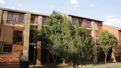 Apartment / Flat For Sale in Eco Park Estate, Centurion