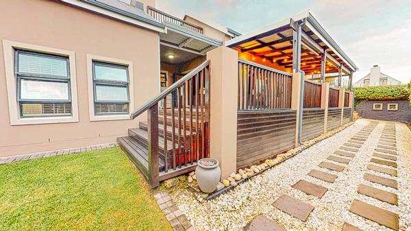 House For Sale in Kraaibosch Manor, George